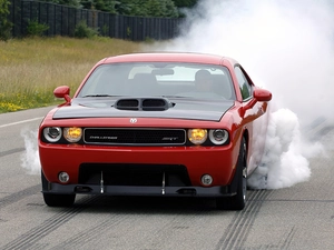 gum, Dodge Challenger, burn