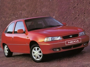 car caps, Red, Daewoo Nexia