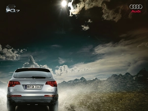 commercial, Audi Q7, catalogue