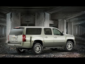 Chevrolet Suburban, commercial