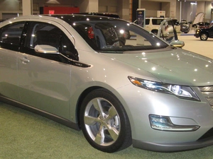 Chevrolet Volt, saloon