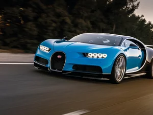 Front, blue, Bugatti Chiron