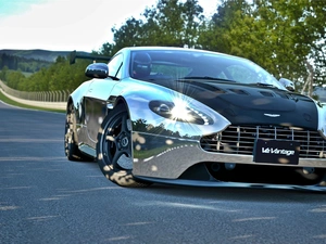 Aston Martin Vantage, chrome