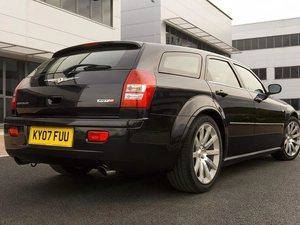 Chrysler 300C, SRT