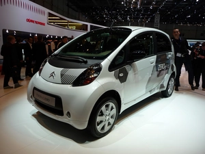@, Citroen C-Zero, saloon