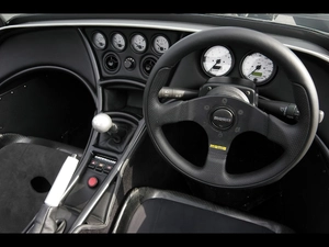 Caterham Series R, console