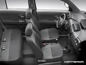 Daihatsu Materia, interior