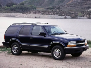 Granate, dark, windows, Chevrolet Blazer