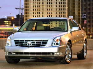 Town, Front, Cadillac DTS