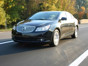 Way, Buick LaCrosse, dummy