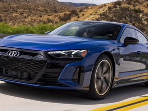 Audi E-tron GT, Front