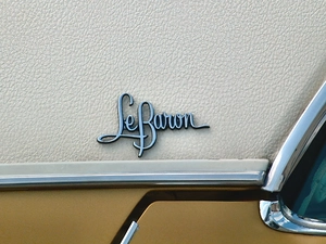 emblem, Le Baron