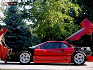 Ferrari F 40, Engine, trunk, cover