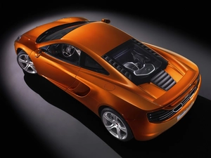 McLaren MP4-12C, Engine