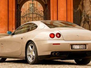 2004, Ferrari 612 Scaglietti, Back