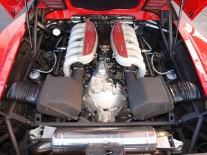 Ferrari Mondial, Engine