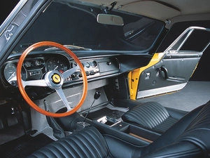 Ferrari 275, interior