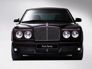 Front, Bentley Arnage