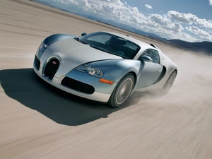 Silver, full, speed, Bugatti Veyron