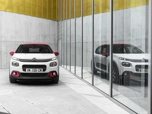 wall, reflection, 2016, Glass, Citroen C3