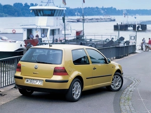 Volkswagen Golf 4, Golden