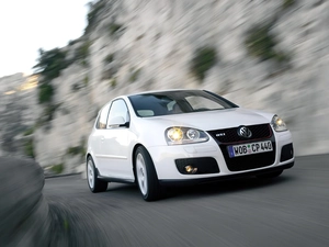 Volkswagen Golf 5, White GTI