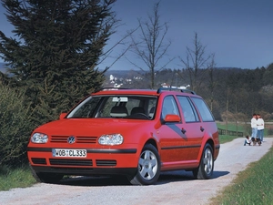 Golf 4, Combi