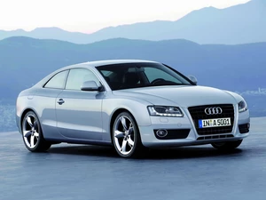 @, Audi A5, Halogens