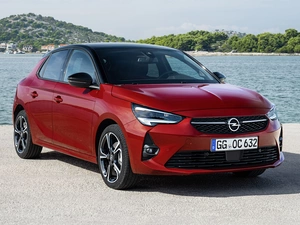 Red, 2020, The Hills, Opel Corsa