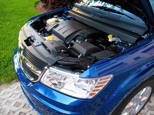Dodge Journey, Engine, fender, spotlight