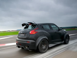 Nissan Juke R