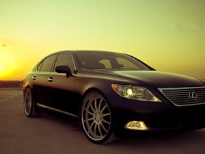 Lexus, LS460