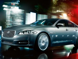 X351, Jaguar, Town, light, silver, XJ