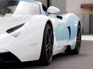 bodies, Marussia B1, Line