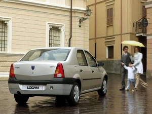 Rain, Back, Dacia Logan