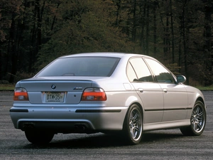 E39, BMW Seria M, BMW 5