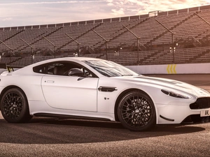 Aston Martin Vantage AMR, 2018