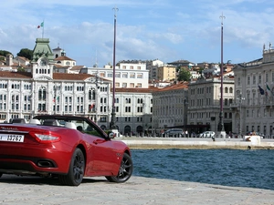 Back, Maserati Gran Cabrio Sport