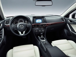 Mazda 6, interior