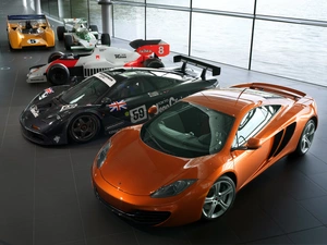 the cars, McLaren MP4-12C