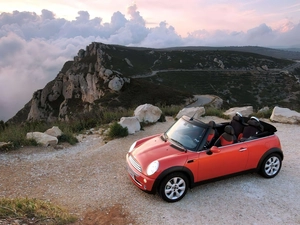 Mini One Cabrio, Mountains