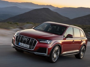 Red, Mountains, Way, Audi Q7