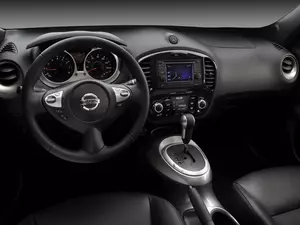 Nissan Juke, driver