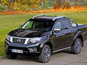 Nissan, Navara