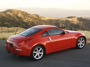 Nissan 350Z, Red