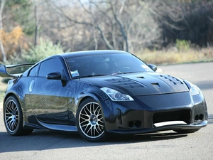 Nissan 350Z, square