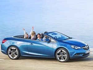 Opel Cascada, water