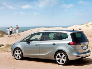 Dunes, Opel Zafira III, sea