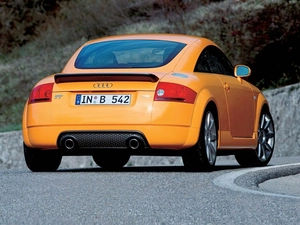 Orange, Audi TT