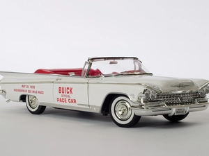 car, Buick Electra, Pace